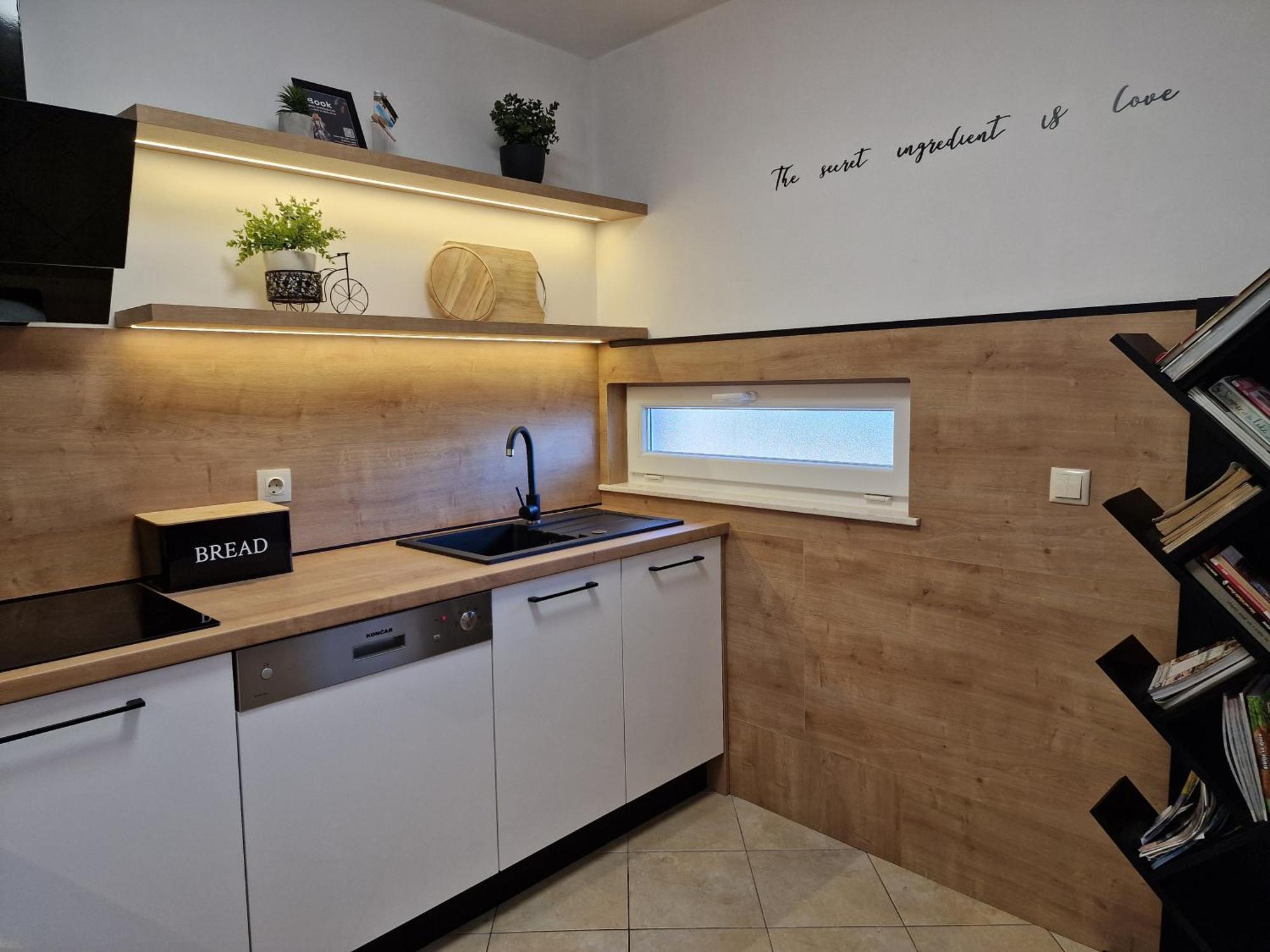 Beautiful Holiday Home "Villa Luka" Kaštel Štafilić Exterior foto