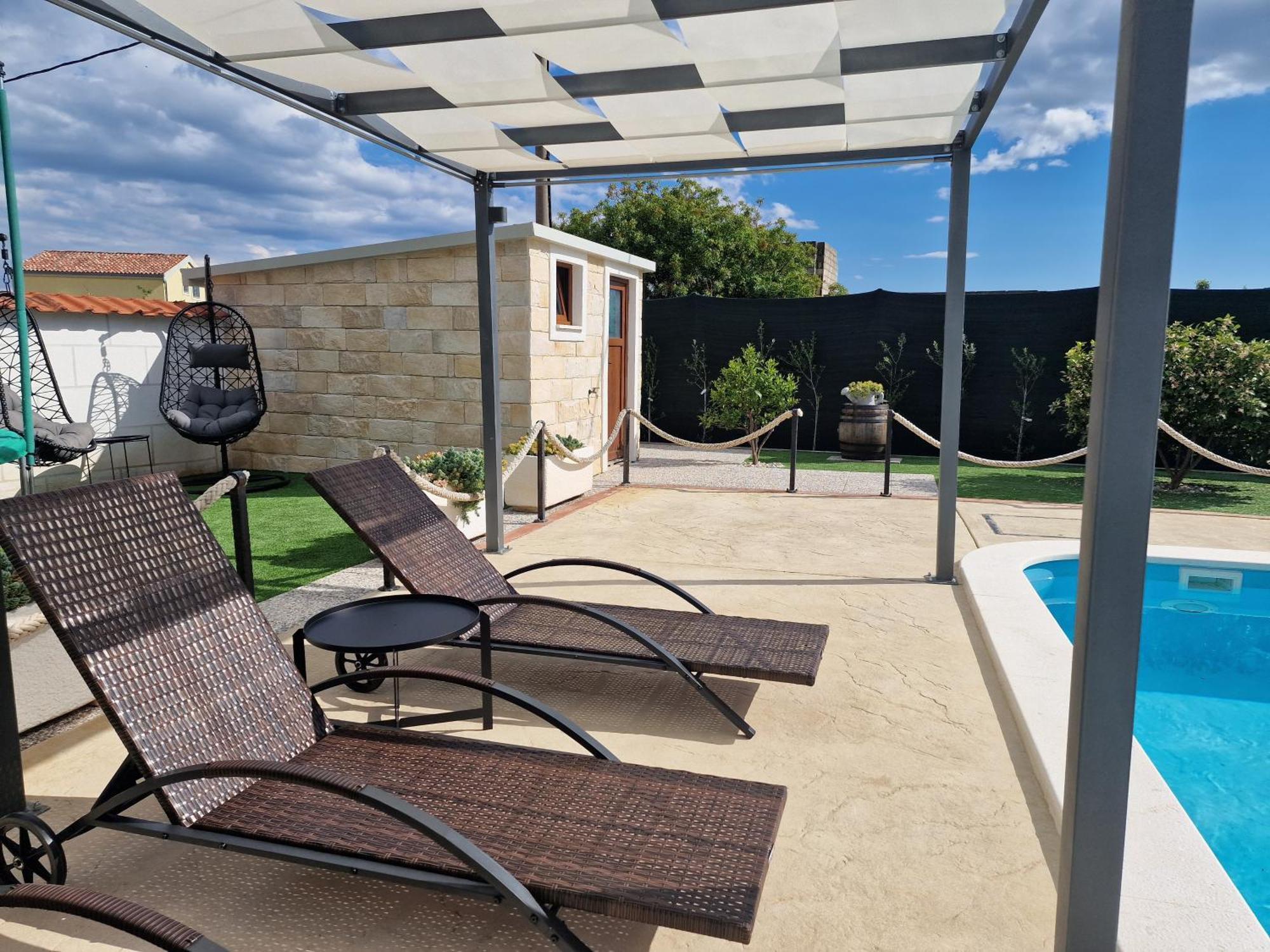 Beautiful Holiday Home "Villa Luka" Kaštel Štafilić Exterior foto